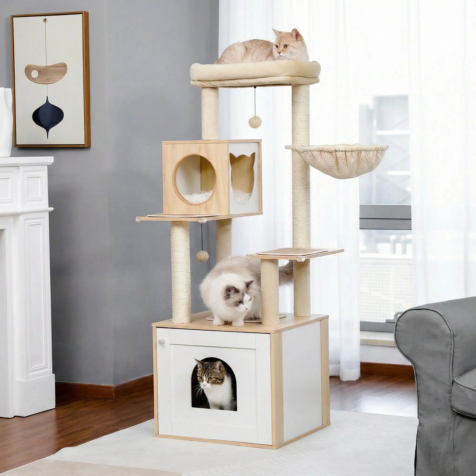 arbre a chat en bois beige a differentes plateformes