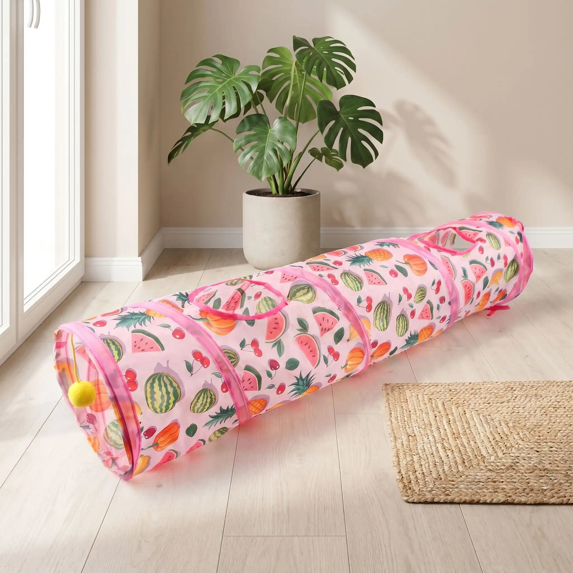 tunnel chat rose a motifs fruits en ligne droite